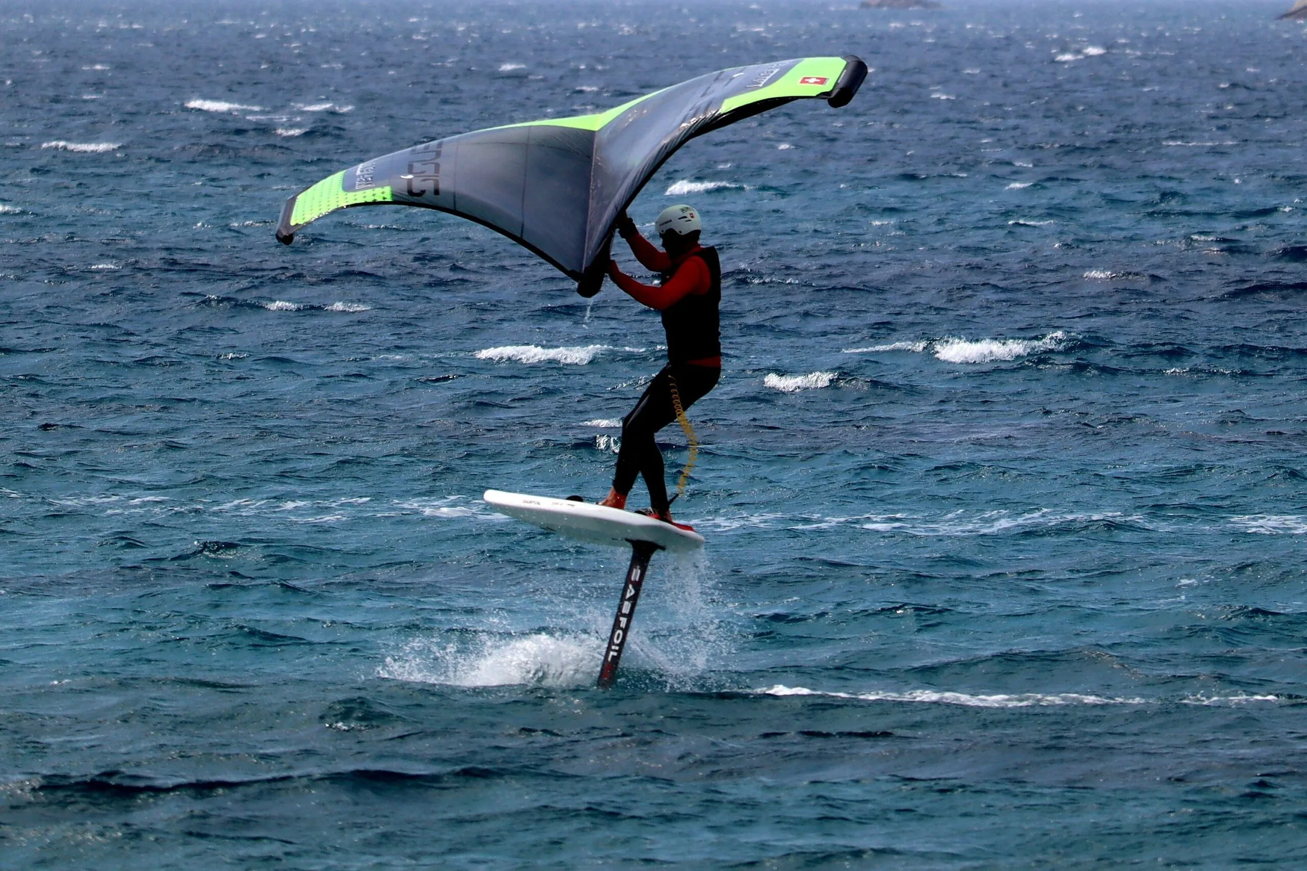 Luc, votre expert Wingfoil à Zanzibar